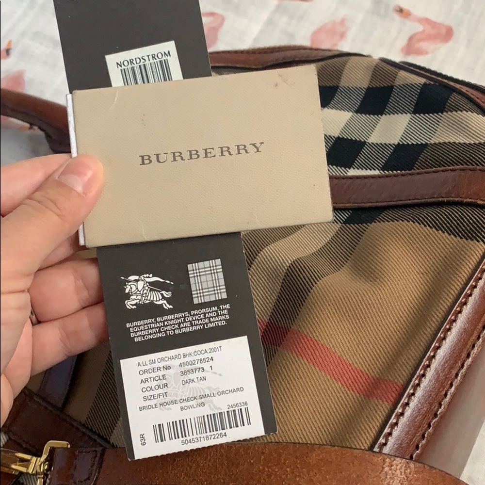 Burberry bag - Picture 5 of 8